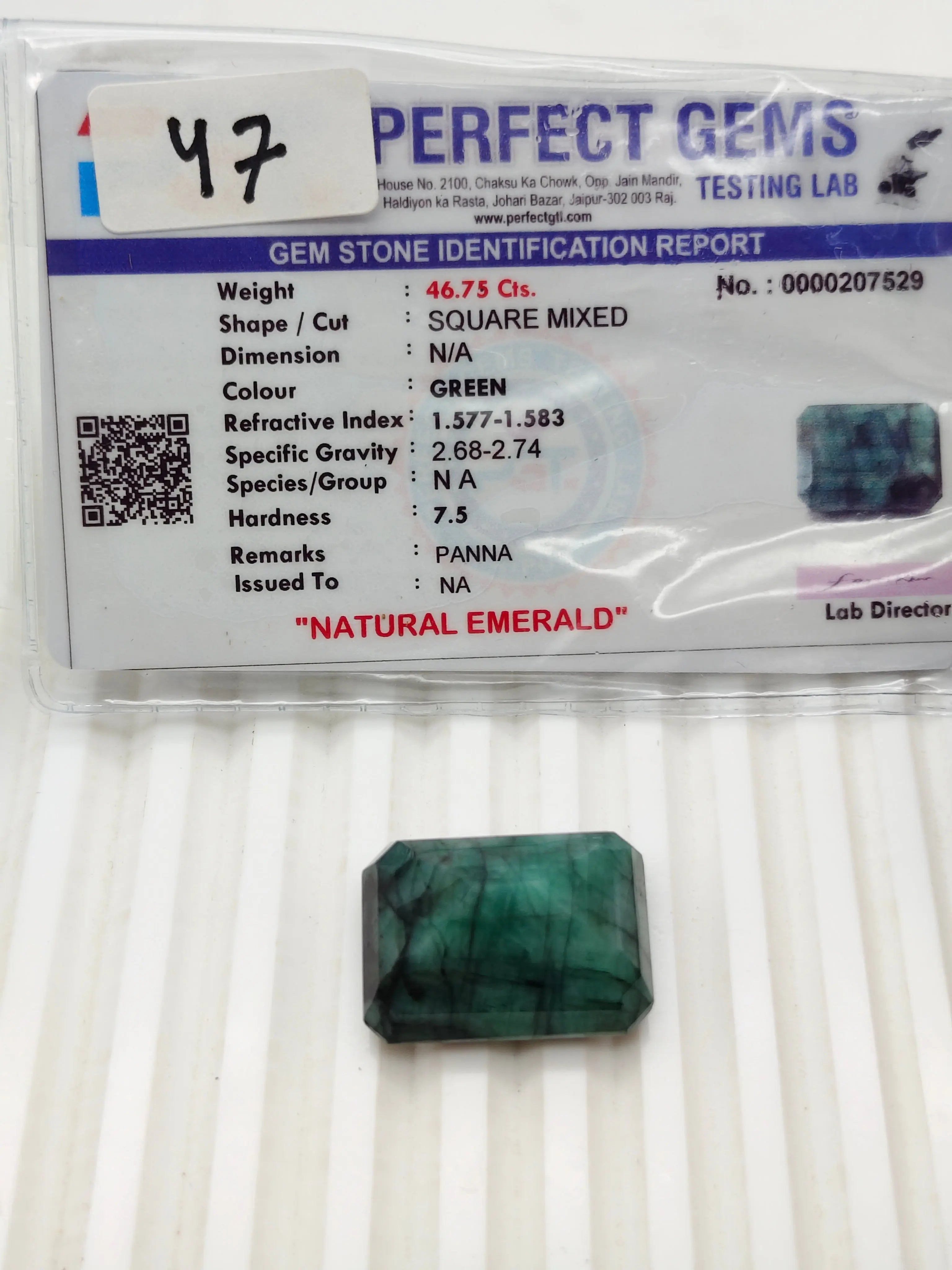 A+ QUALITY SQUARE MIXED NATURAL EMERALD, GREEN COLORED, INDIAN GEMSTONE, WEIGHT 46.75 CTS ABC Jewelries